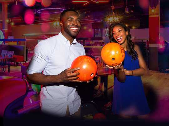DateNight_LandingPage_CarouselCollageModule_Image1_746x560_RETINA-1-1_0.jpg