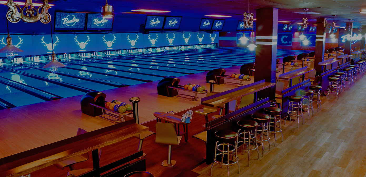 AMF Saxon Lanes, Saint Paul, MN Bowling Alley & Bar AMF